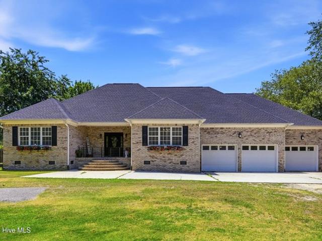 House for sale in Leland, North Carolina