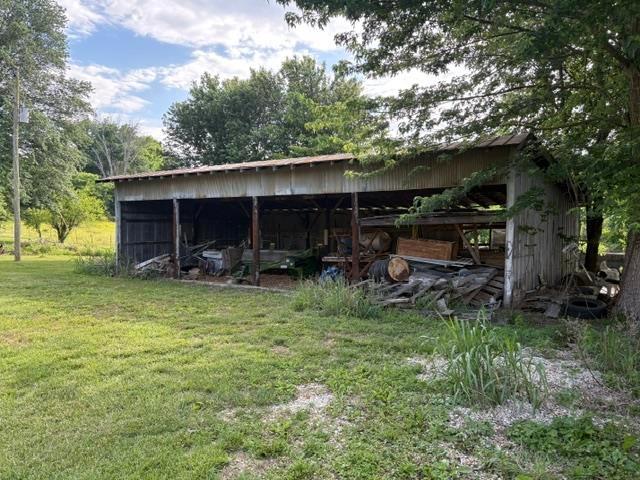House for sale in Oakland, Kentucky