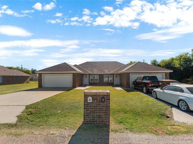 House for sale in Woodway, Texas