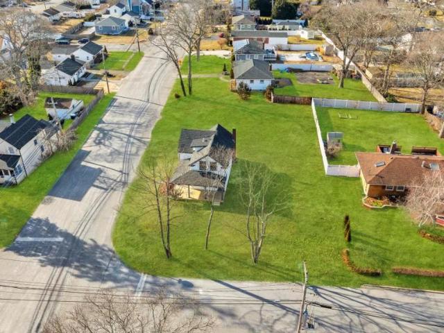 House for sale in Bohemia, New York