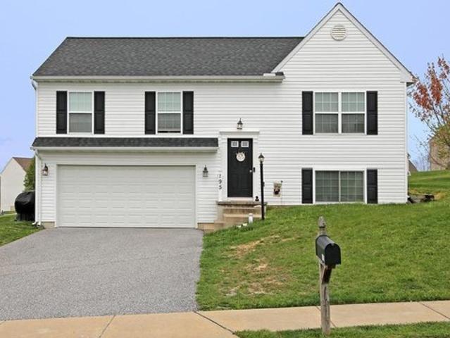 House for sale in Mount Wolf, York County