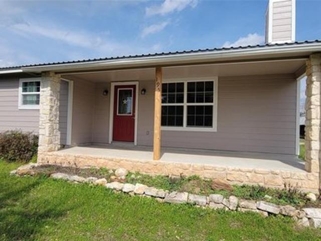 House for sale in Paige, Texas