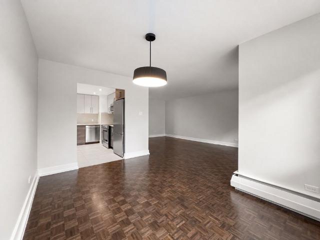 Apartment for rent in Quartier des Spectacles, Montréal