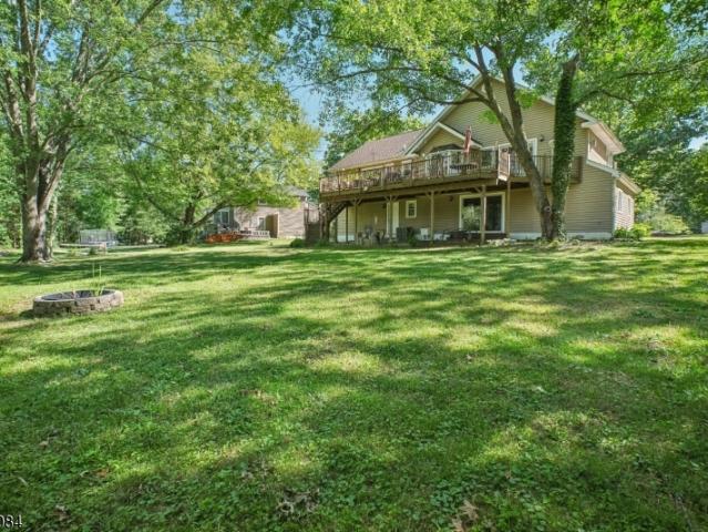 Property for rent in Berkeley Heights, New Jersey