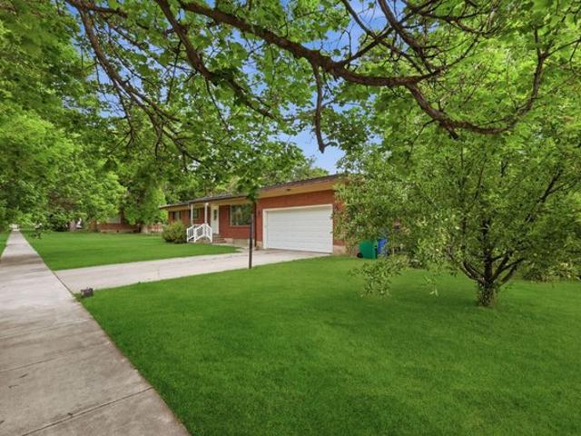 House for sale in Cache, Utah