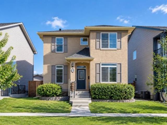 House for sale in Elgin, Calgary