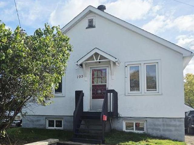 House for sale in Red River, Thunder Bay