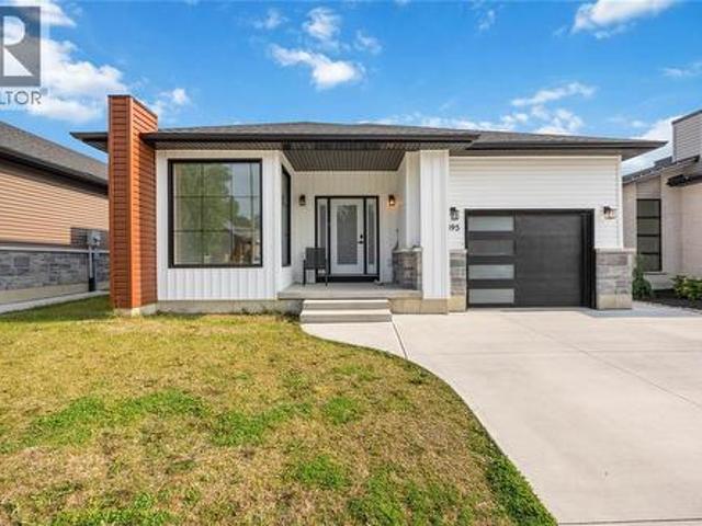 House for rent in Brights Grove, Ontario