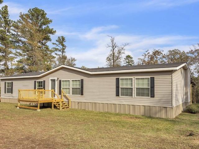 House for sale in Gilchrist, Texas