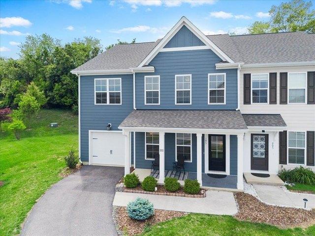 Townhouse for sale in Virginia