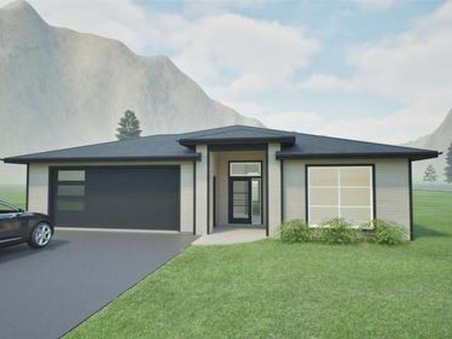 House for sale in Lillooet, British Columbia