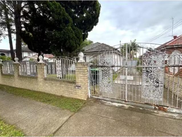 House for rent in Canley Vale