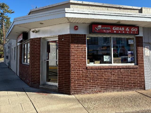 Commercial for sale in Emerson Commercial for sale in Emerson