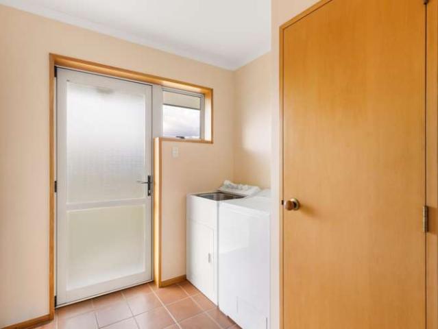 House for sale in Otakou