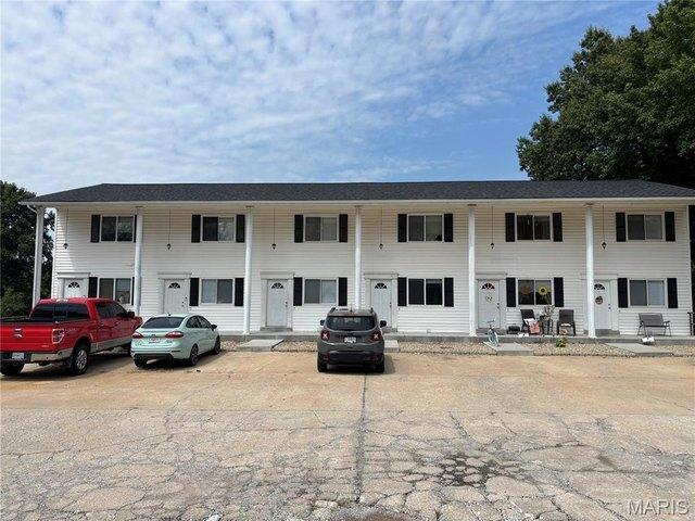 House for sale in Troy, Missouri