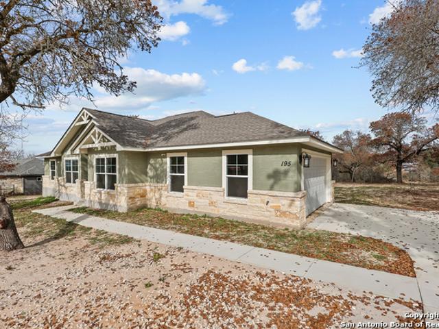 House for sale in Poteet, Texas
