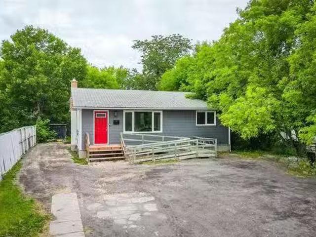 House for sale in Selkirk, Manitoba