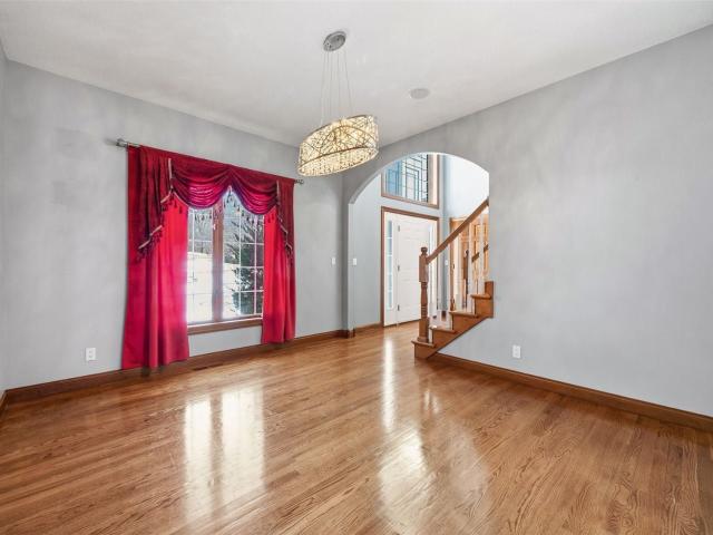 House for sale in Linn, Iowa
