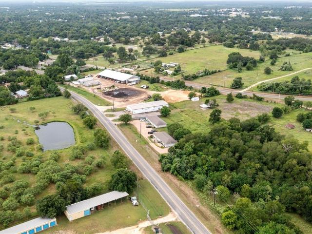 House for sale in Milam, Texas