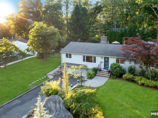 House for sale in Mahwah, New Jersey