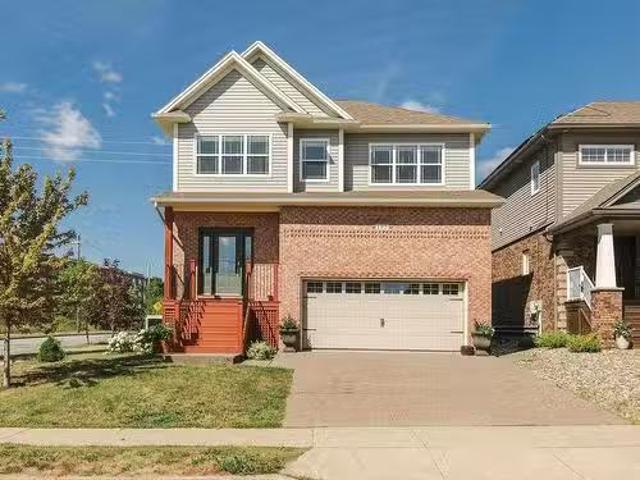 House for sale in Dartmouth, Nova Scotia