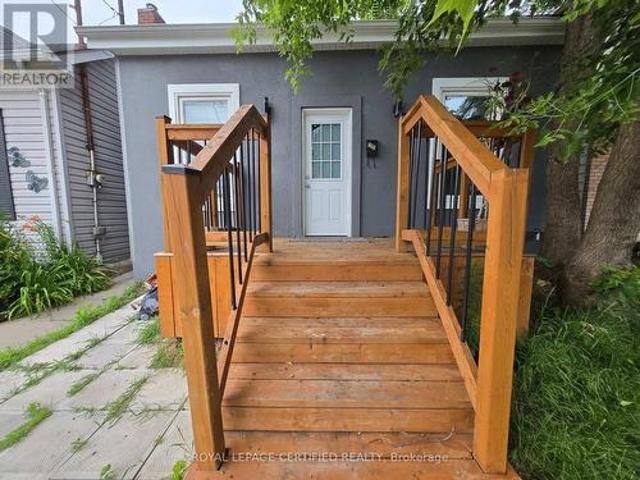 House for rent in Ancaster, Ontario