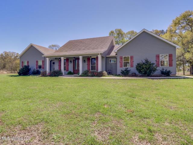 House for sale in Poplarville, Mississippi