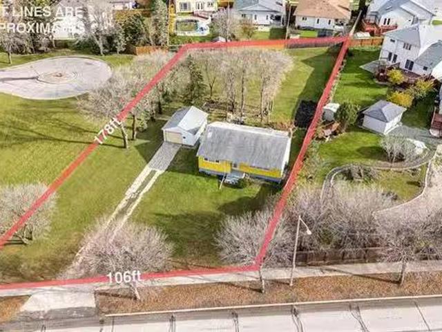 House for sale in East St. Paul, Manitoba