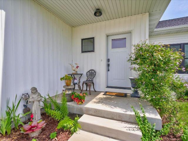 House for sale in Merlin, Wisconsin