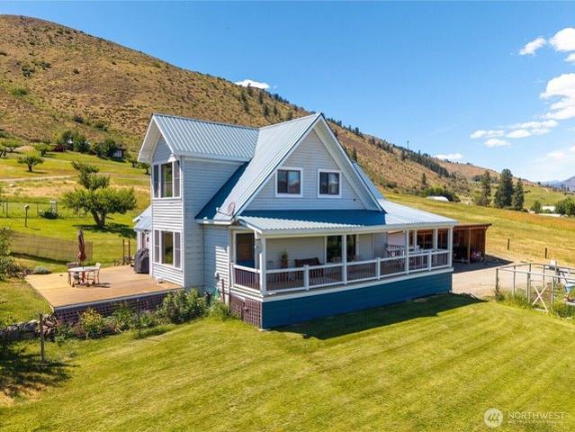 House for sale in Winthrop, Washington