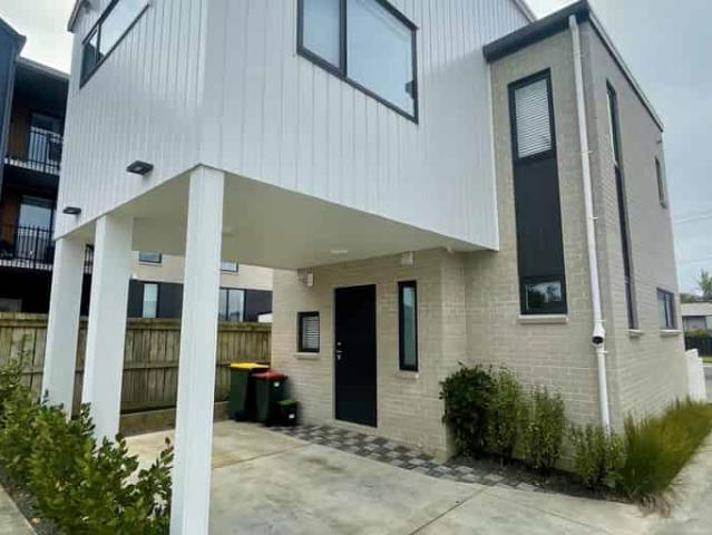 House for rent in Hillersden, Oroua County