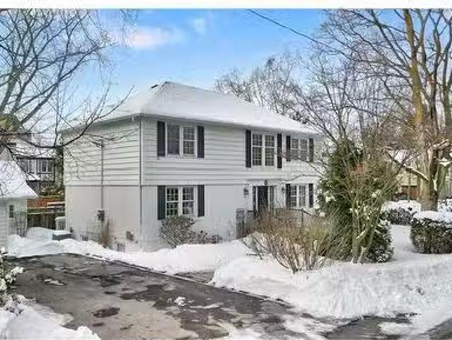 House for sale in Oakville, Ontario