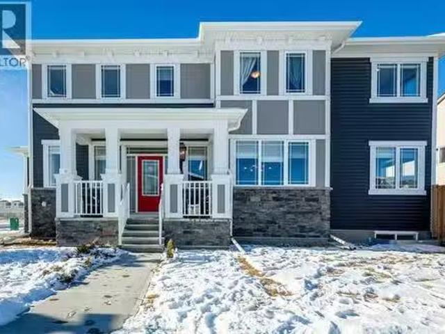 House for sale in Airdrie, Alberta