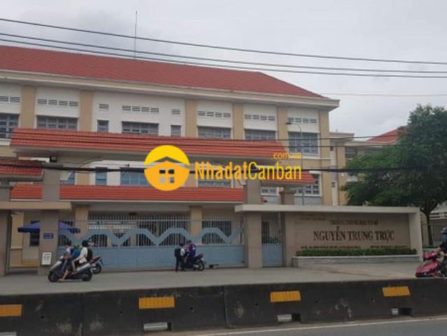 Nhà mặt phố bán