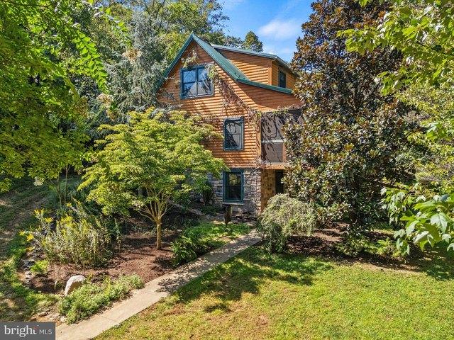 House for sale in Knoxville, Maryland