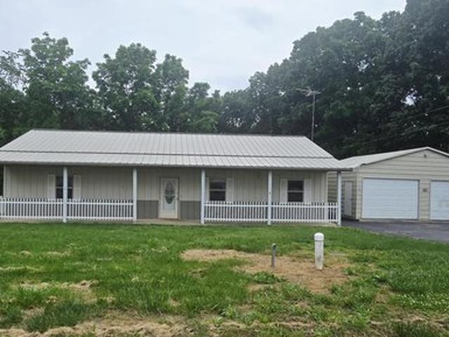 House for sale in Barry, Missouri