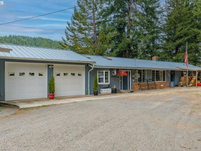 House for sale in Oregonia