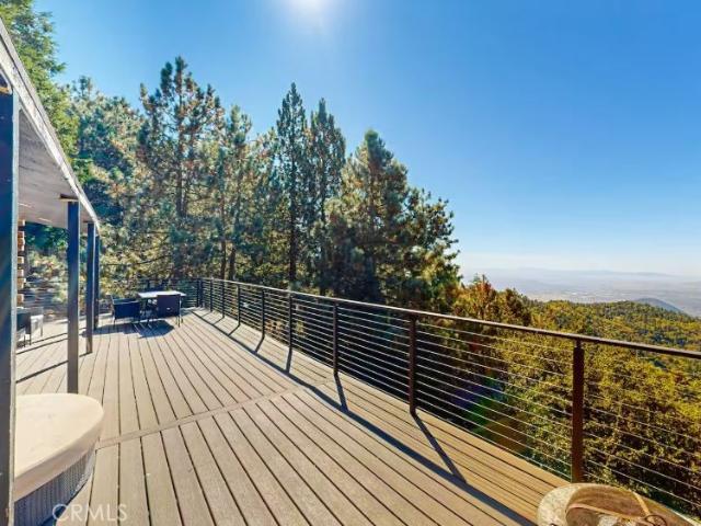 House for sale in Green Valley Lake, California