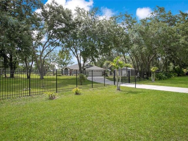 Land for sale in Lutz, Florida