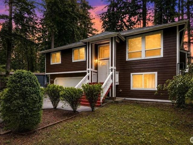 House for sale in Deming, Washington