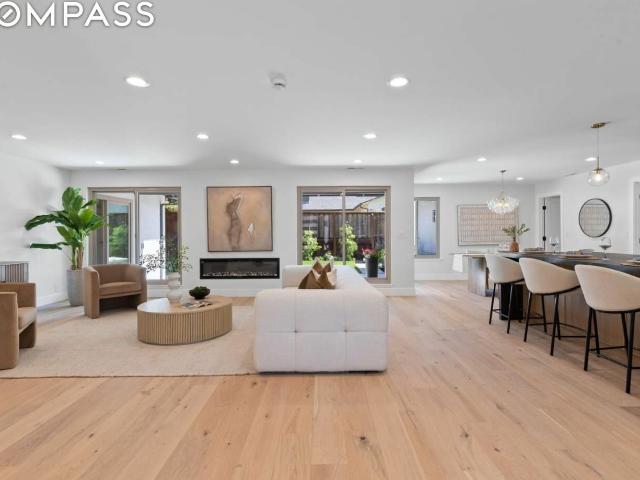 House for sale in Mountain View