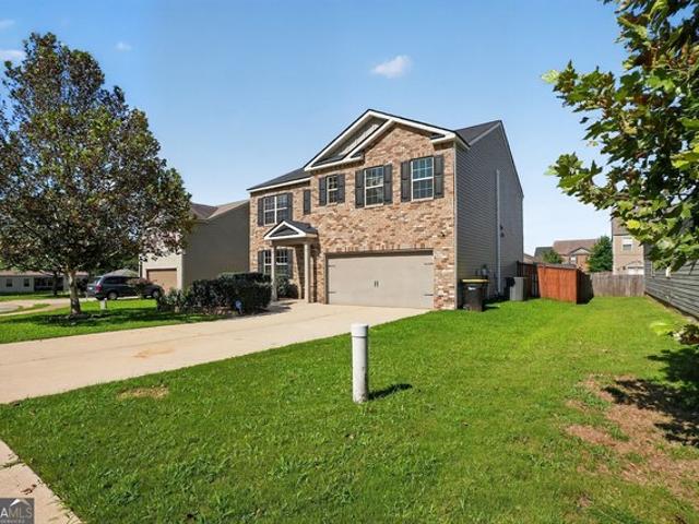 House for sale in Hampton, Georgia