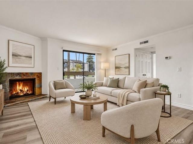 Townhouse for sale in Reseda, Canoga Park