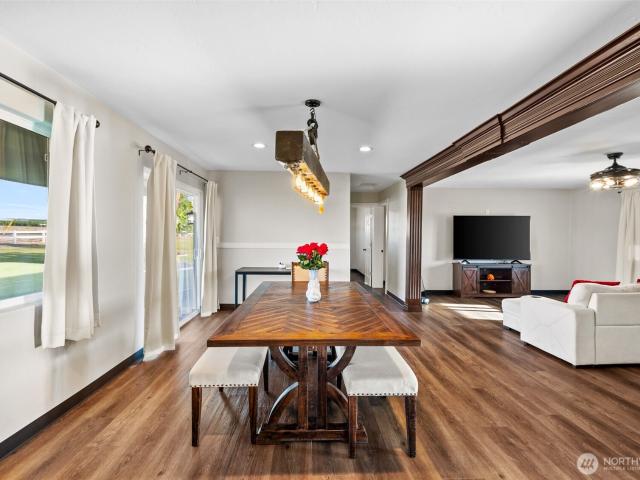 House for sale in Mesa, Washington