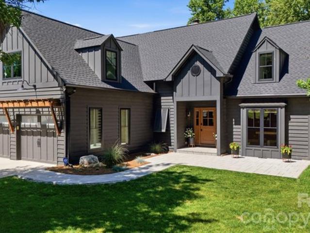 House for sale in Mecklenburg, North Carolina