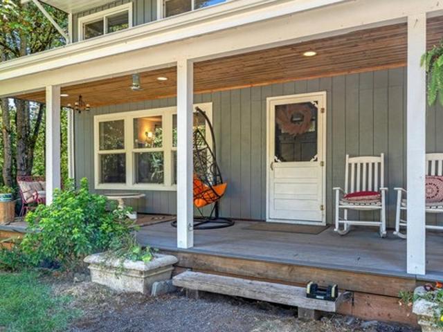 House for sale in Oregonia