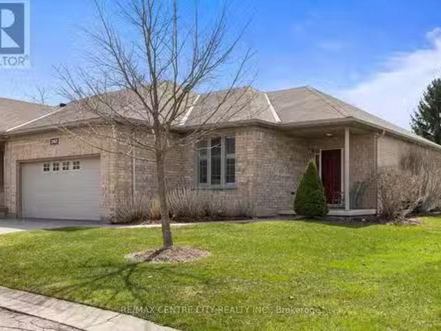 Condo for sale in Arva, Ontario