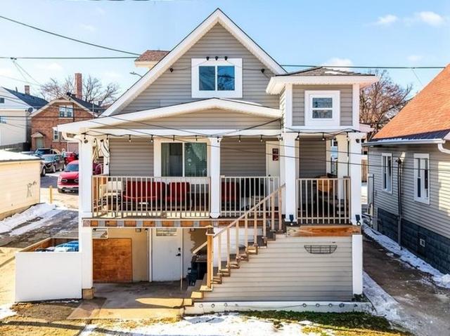 House for sale in Milwaukee, Wisconsin