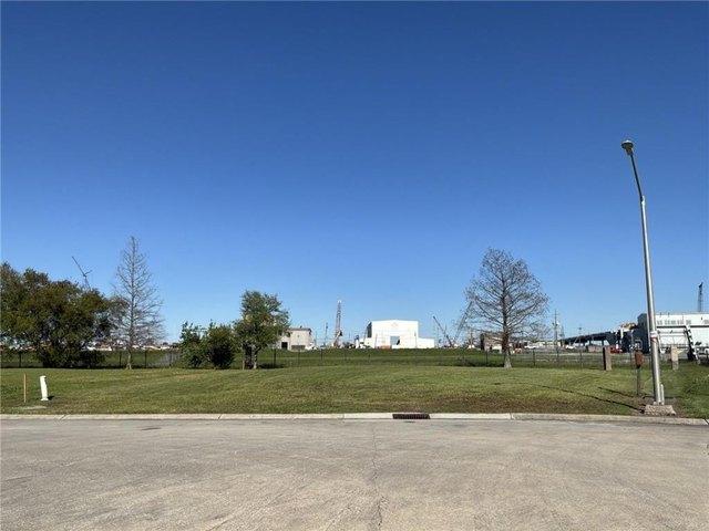 Land for sale in Harvey, Louisiana