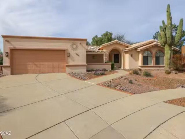 House for sale in Green Valley